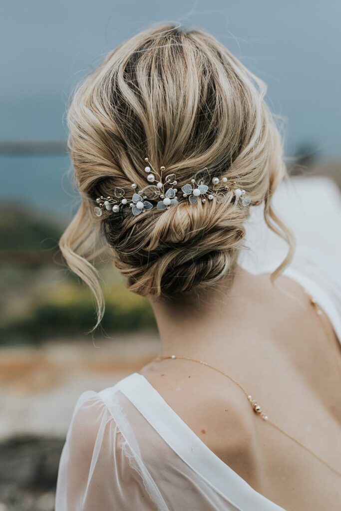 chignon bas texturé