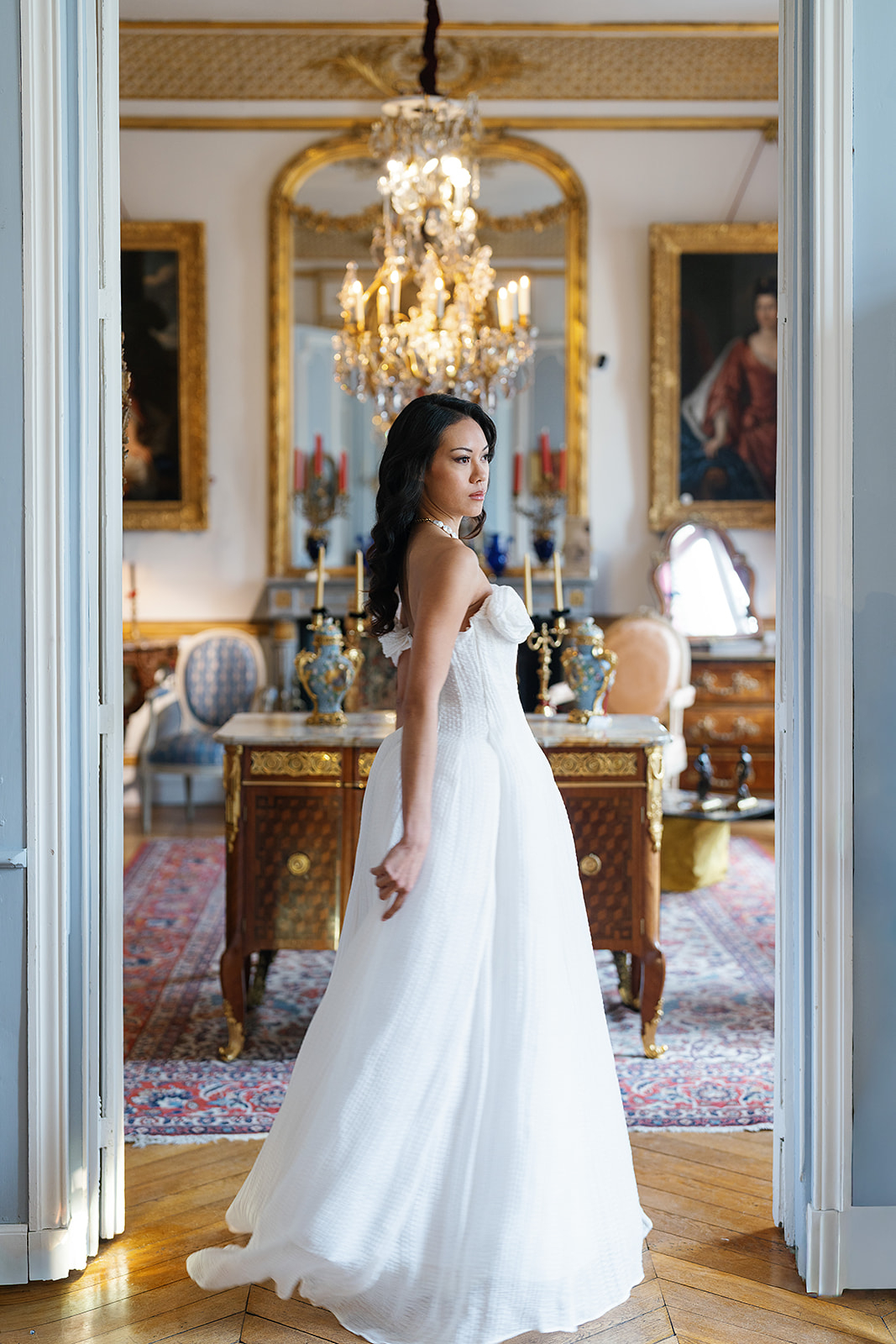 bride in Paris